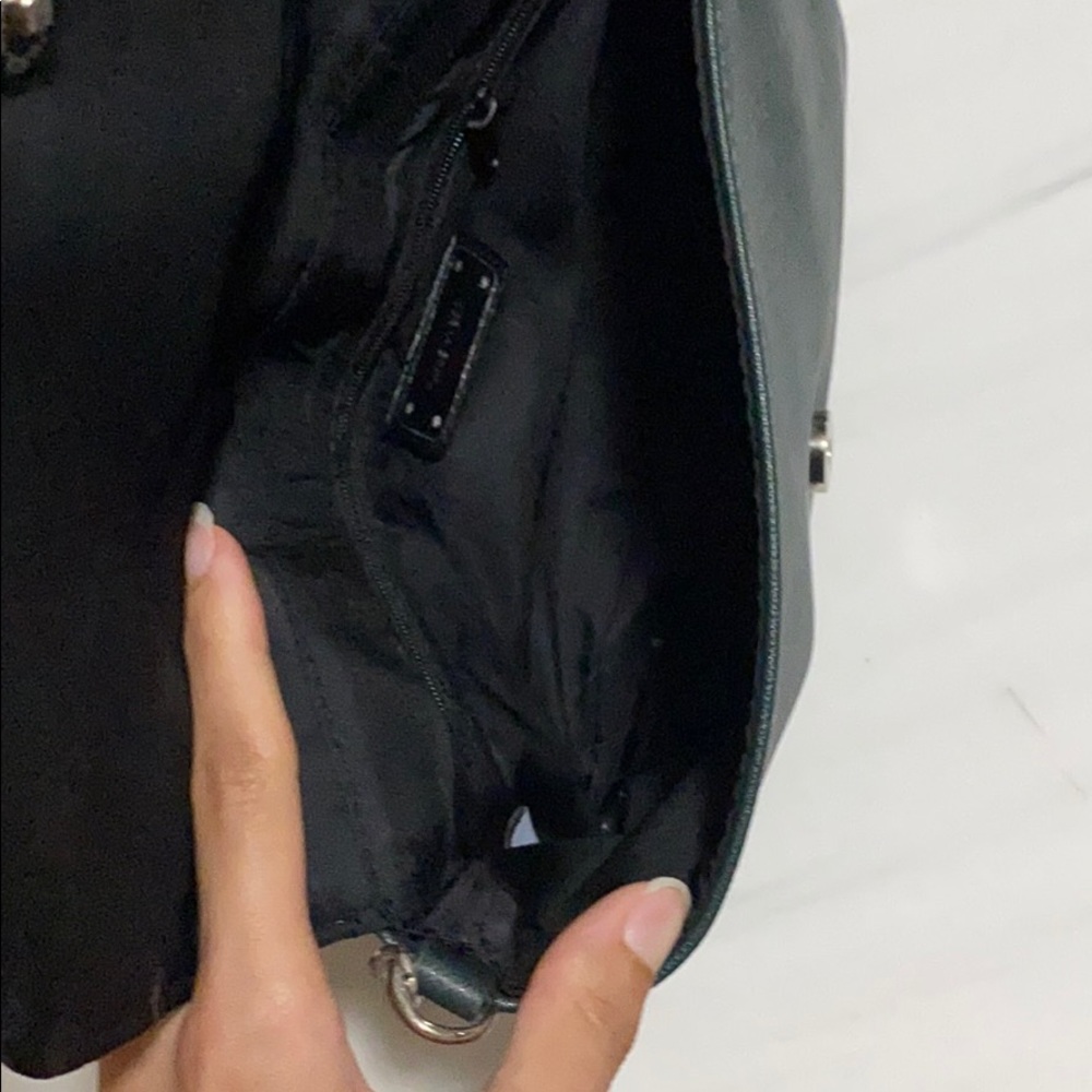 Purse - Picture 3 of 3